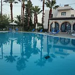 Dolphin 아파트호텔 Rhodes City