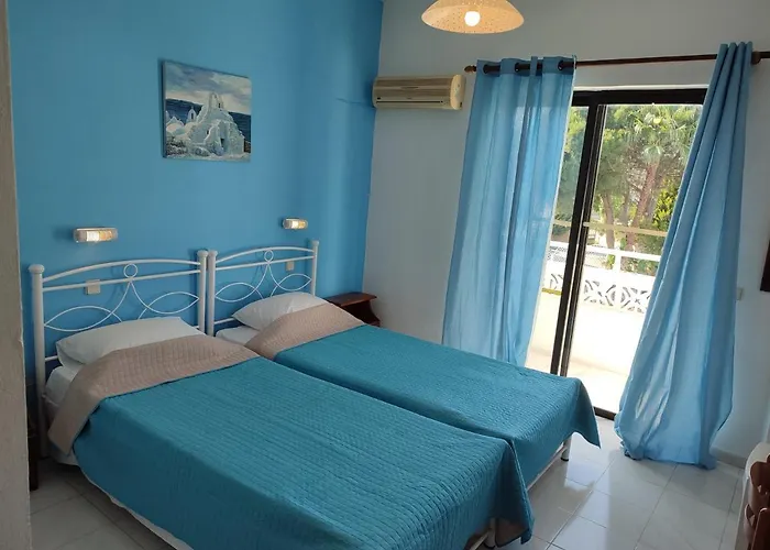 Dolphin 3* Rhodes City