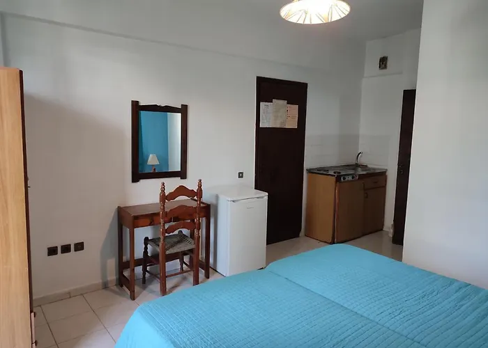 Aparthotel Dolphin 3*